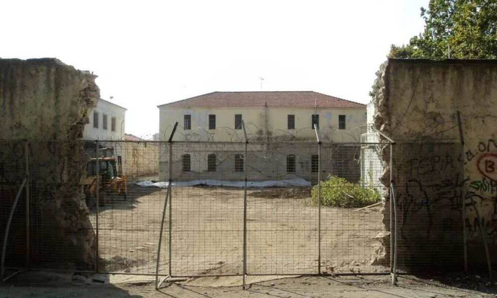 Τρίκαλα: Απόπειρα αυτοκτονίας στις φυλακές από νεαρό κρατούμενο
